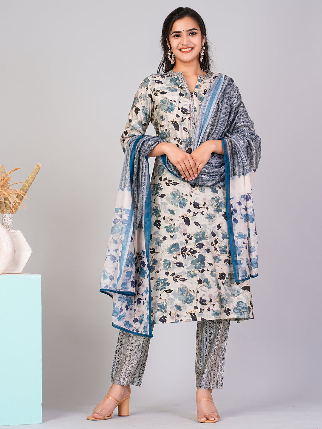 FLAMBOYANTTREND Off White Ethnic Motifs Floral Print Kurta with Trousers & Dupatta FLAMBOYANTTREND kurta set Women kurta set