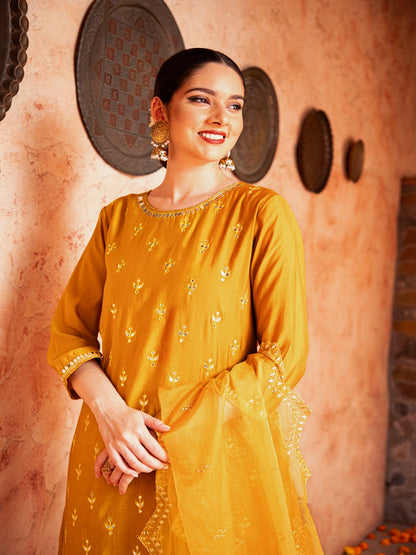 flamboyant-solid-yellow-kurta-back-view